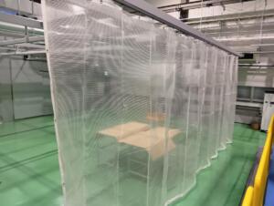 メッシュ入りカーテン